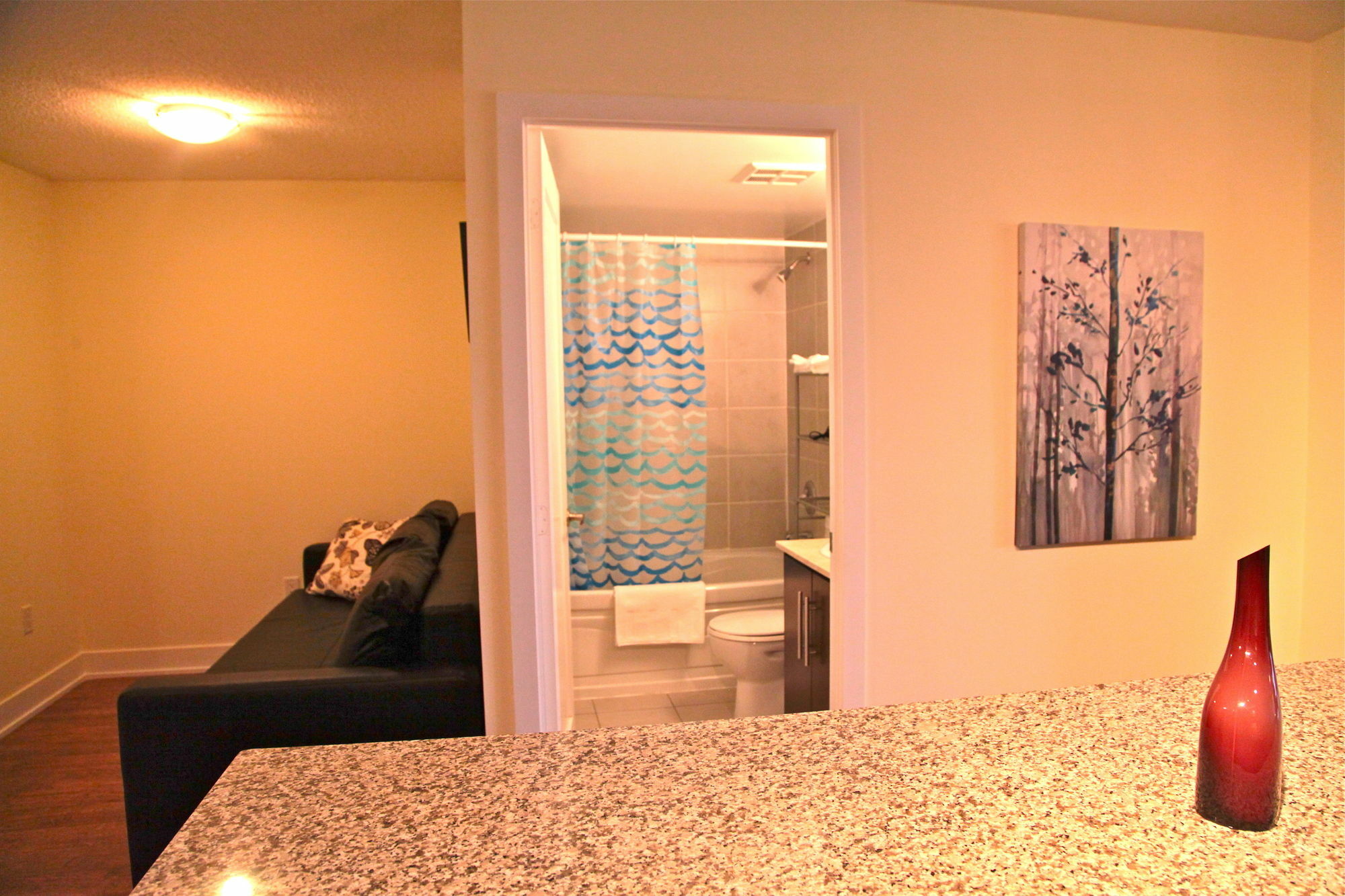 Red Maple Suites - Blue Jays Way Торонто Екстер'єр фото