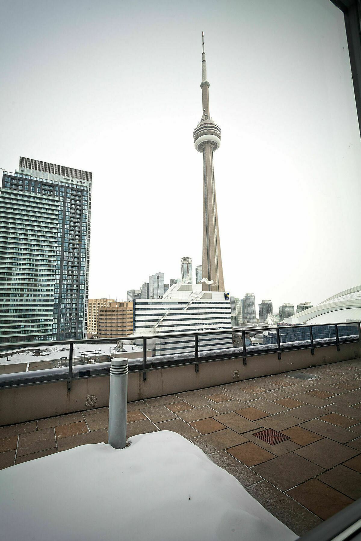 Red Maple Suites - Blue Jays Way Торонто Екстер'єр фото